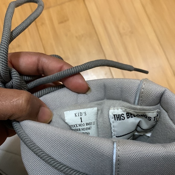 Kids gray winter boots size 1 - Picture 5 of 5